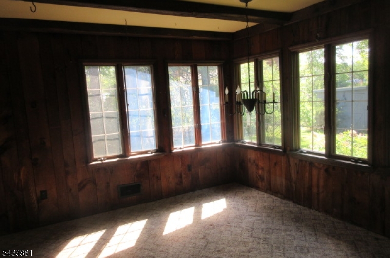 12 Jericho Road Butler, NJ 07405 - Photo 11 of 17