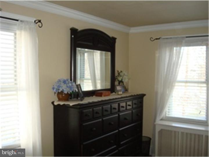 158 Shelbourne Road Havertown, PA 19083 - Photo 12 of 16