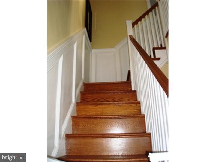 158 Shelbourne Road Havertown, PA 19083 - Photo 4 of 16