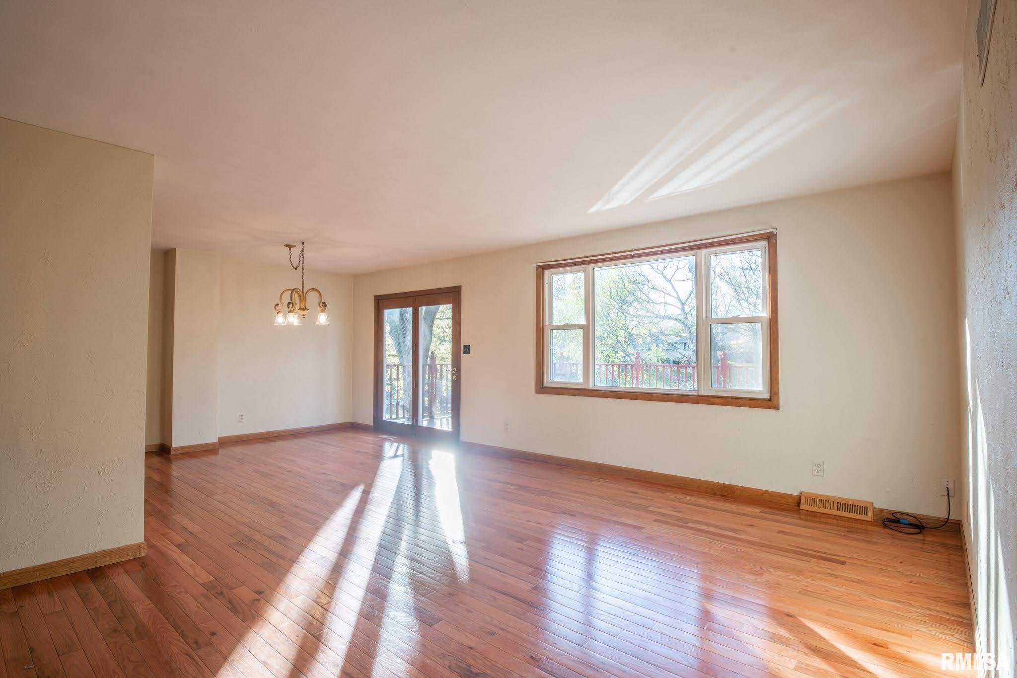 9913 West Buckhaven Court Mapleton, IL 61547 - Photo 11 of 49 Gallery Image 11