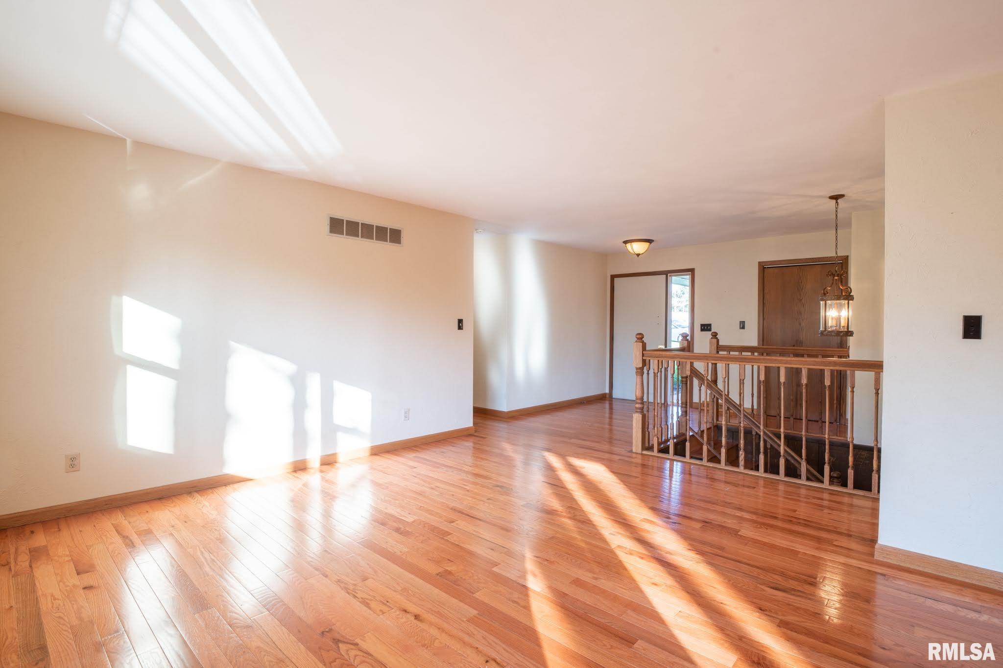 9913 West Buckhaven Court Mapleton, IL 61547 - Photo 10 of 49 Gallery Image 10