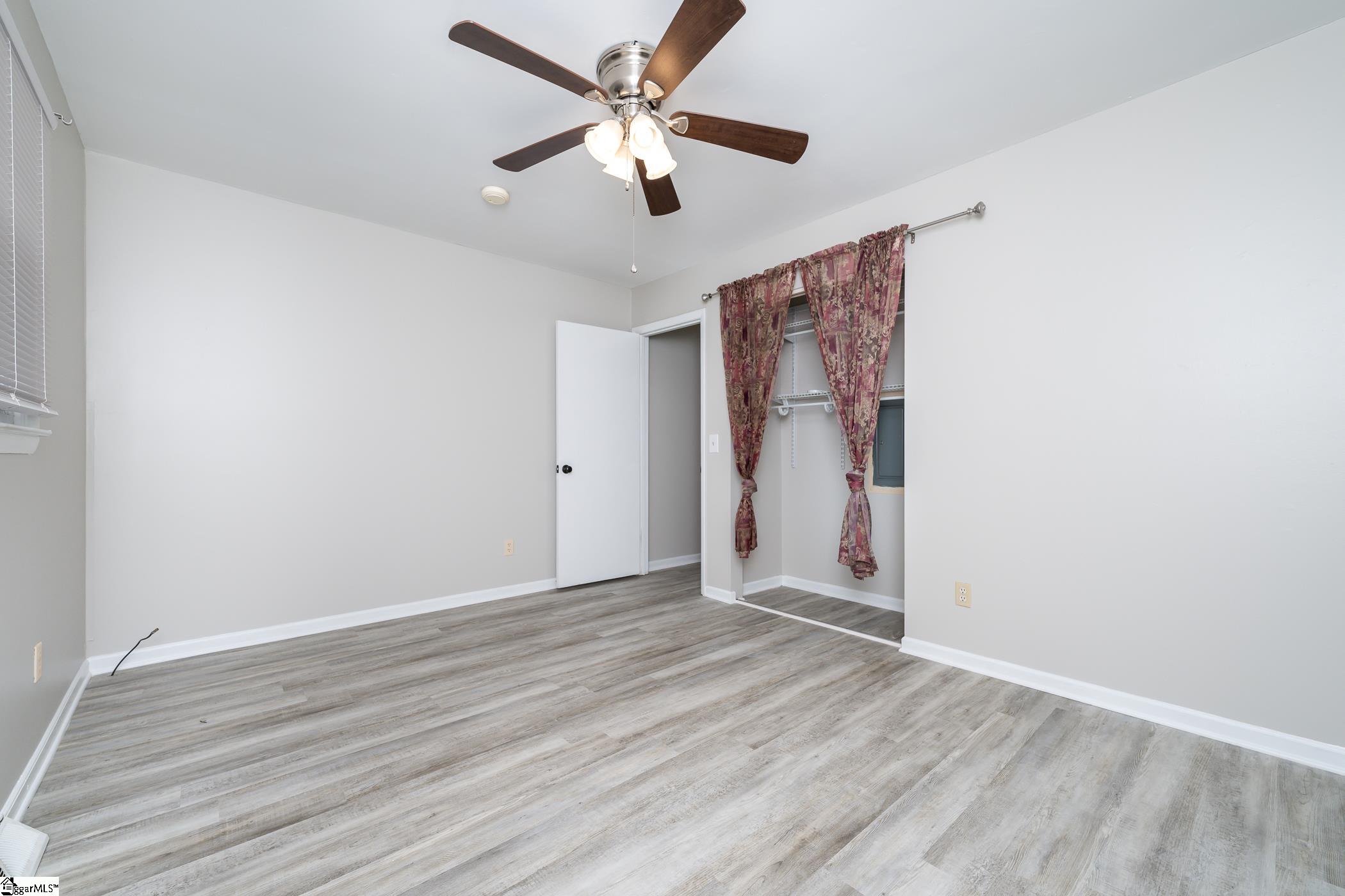 513 Old Central Road Clemson, SC 29631 - Photo 19 of 23 Gallery Image 19