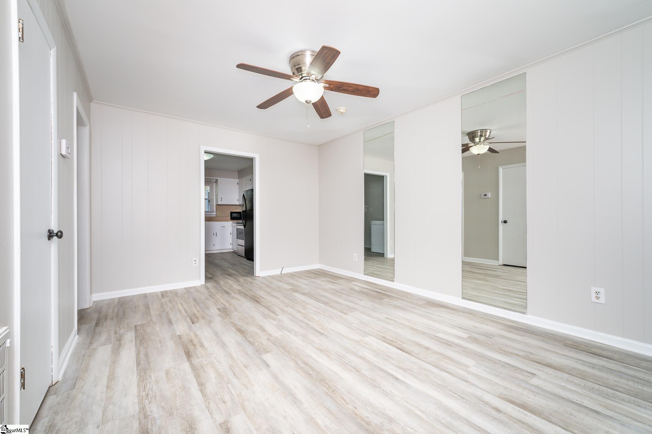 513 Old Central Road Clemson, SC 29631 - Photo 4 of 23 Gallery Image 4