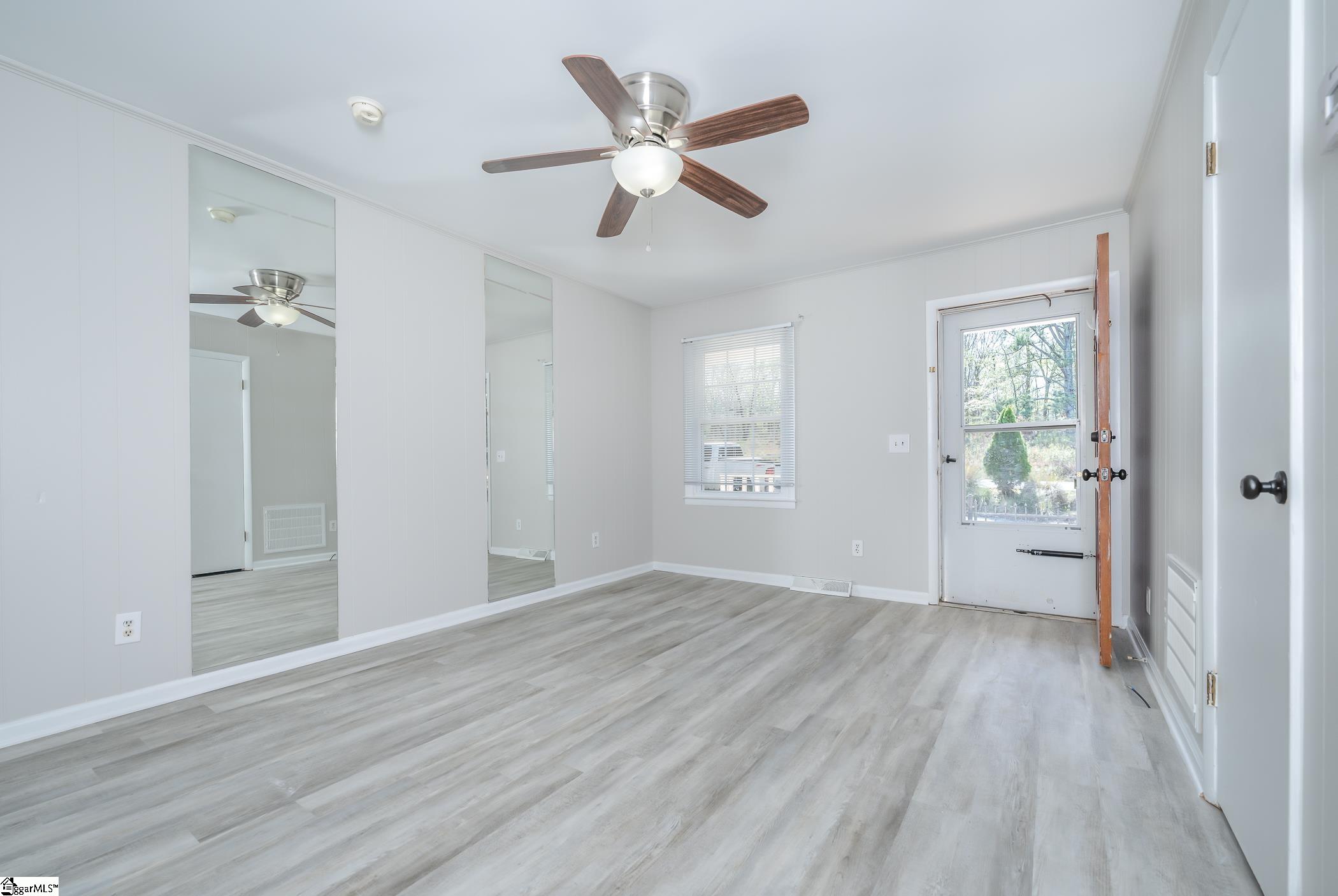513 Old Central Road Clemson, SC 29631 - Photo 6 of 23 Gallery Image 6