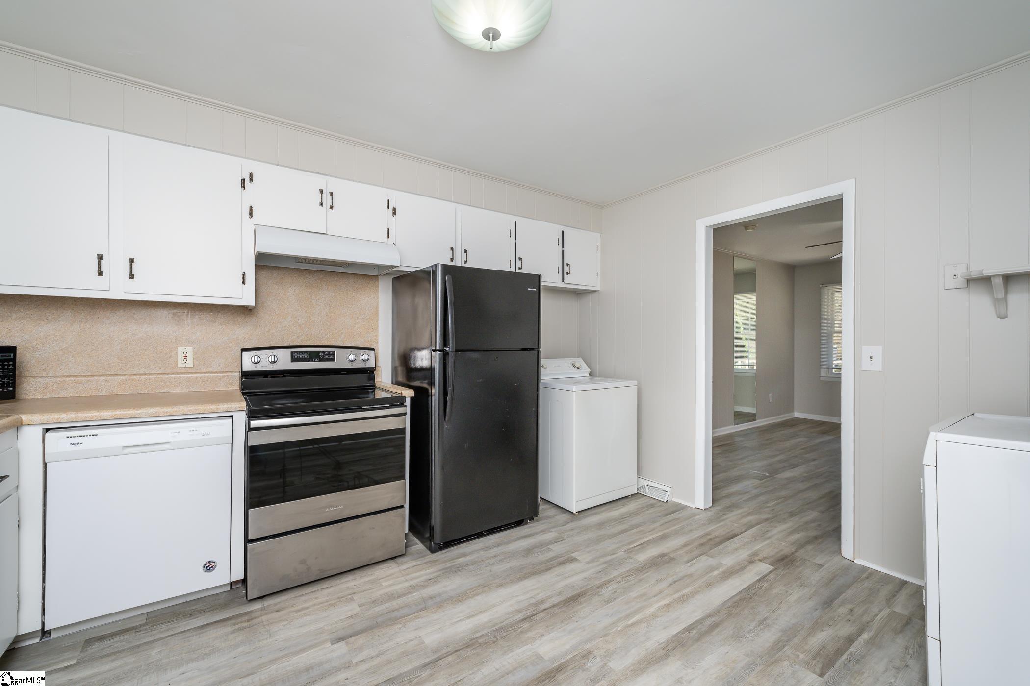 513 Old Central Road Clemson, SC 29631 - Photo 9 of 23 Gallery Image 9