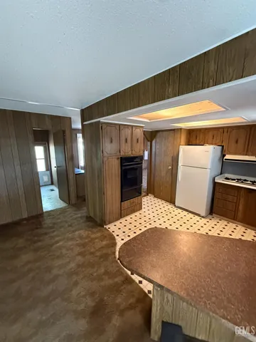 a view of an entryway