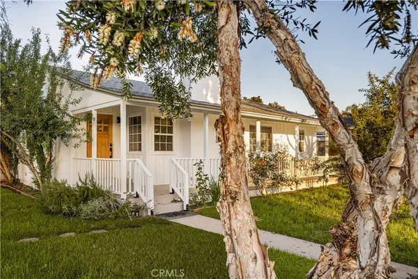 $899,000 | 7001 Lasaine Avenue, Van Nuys, CA 91406
