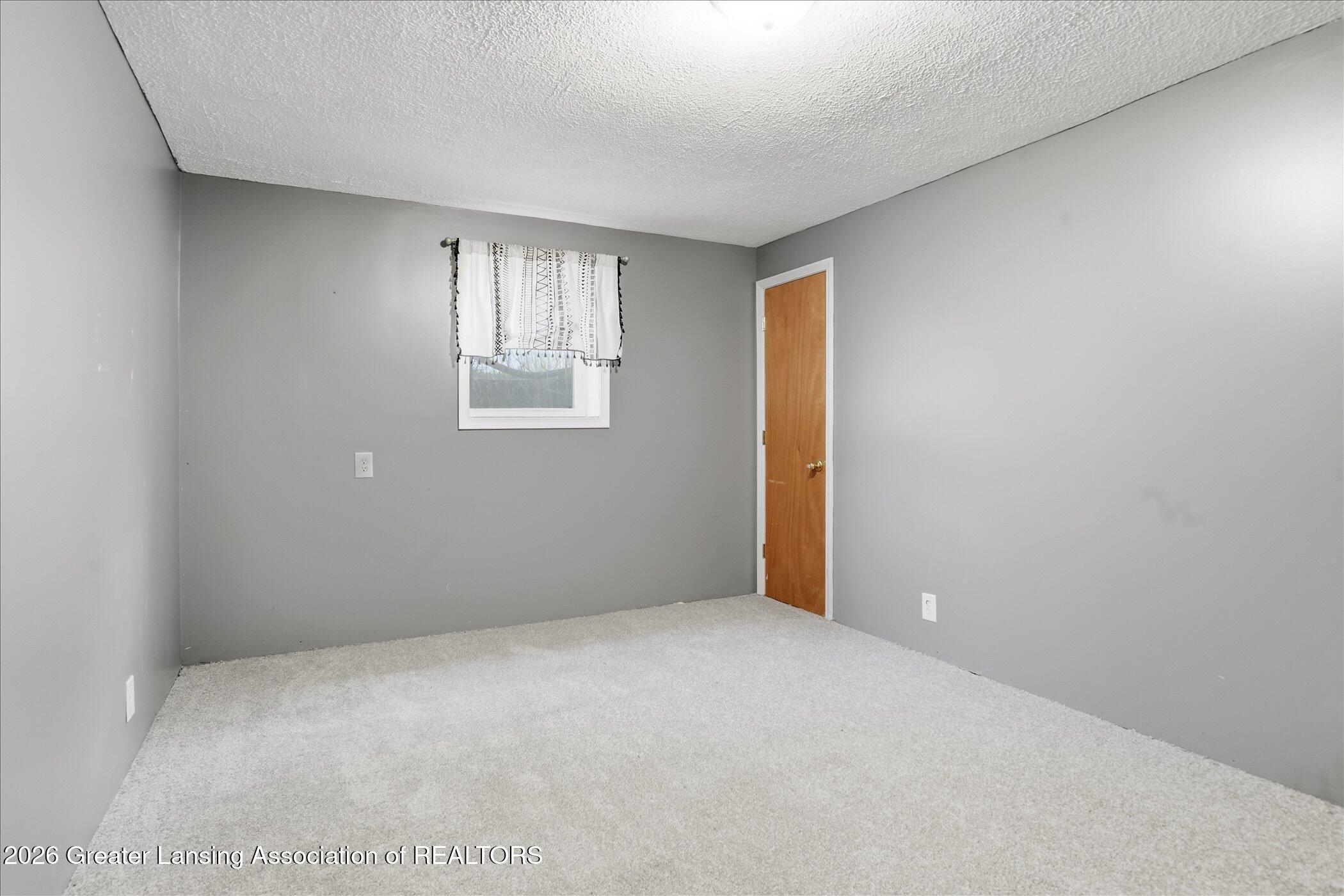 10970 Airport Road Dewitt, MI 48820 - Photo 36 of 53 36-10970-Airport-Rd-DeWitt-Windowstill