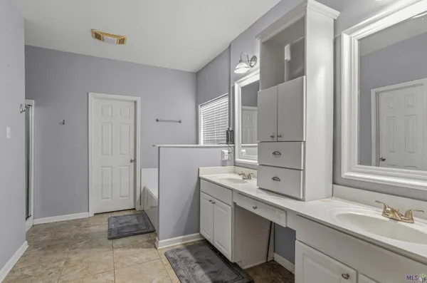 $352,500 | 36447 Crestway Avenue, Geismar, LA 70734