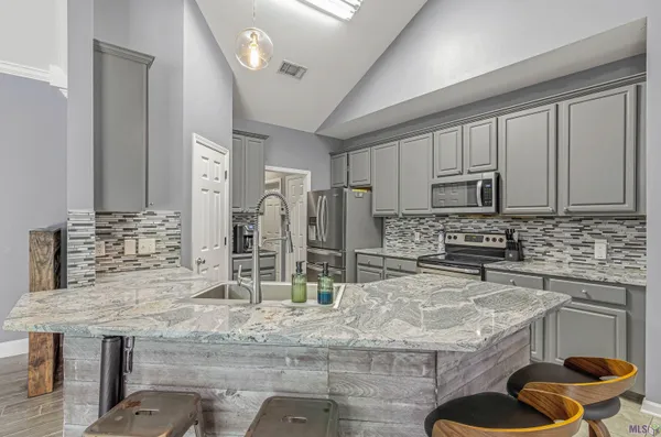 $352,500 | 36447 Crestway Avenue, Geismar, LA 70734