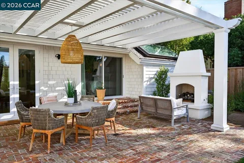 $1,995,000 | 859 Redwood Drive, Danville, CA 94506