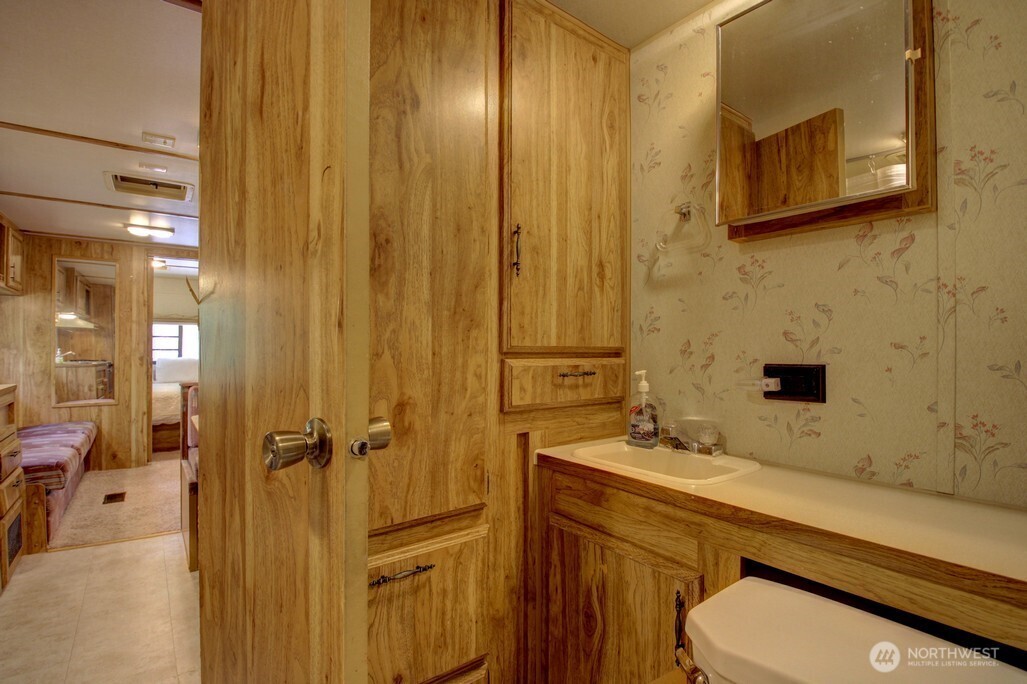 171-4 Christmas Tree Circle Maple Falls, WA 98266 - Photo 25 of 40