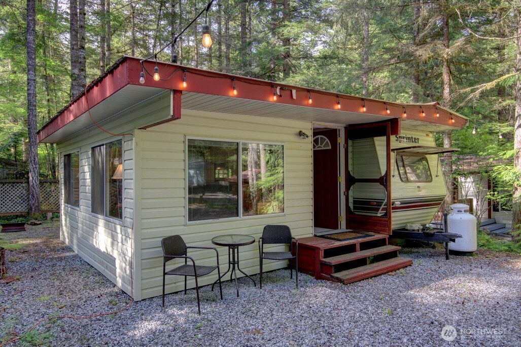 171-4 Christmas Tree Circle Maple Falls, WA 98266 - Photo 26 of 40