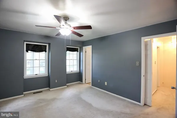 $4,195 | 8523 Electric Avenue, Vienna, VA 22182