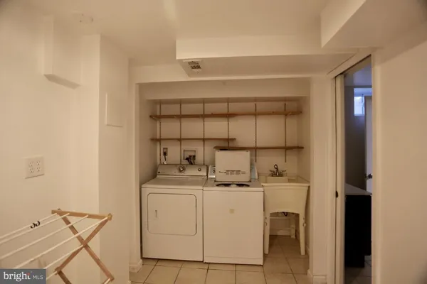 $4,195 | 8523 Electric Avenue, Vienna, VA 22182