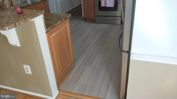 $4,195 | 8523 Electric Avenue, Vienna, VA 22182