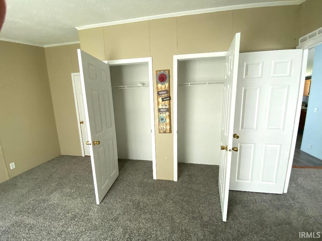 200 Northwest J Street Linton, IN 47441 - Photo 16 of 29