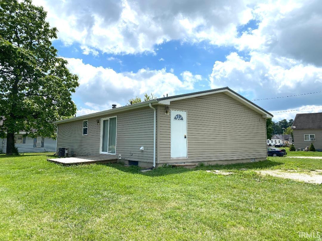 200 Northwest J Street Linton, IN 47441 - Photo 28 of 29