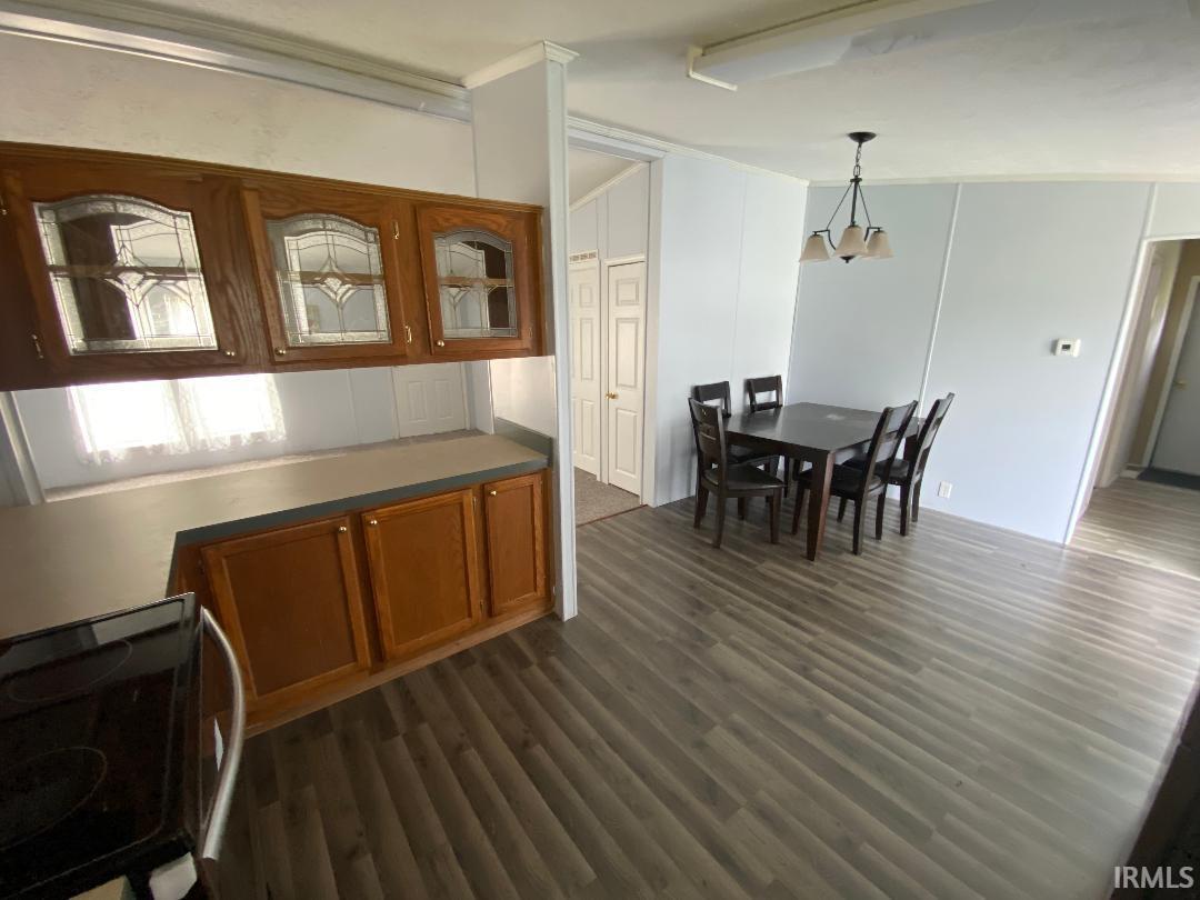 200 Northwest J Street Linton, IN 47441 - Photo 10 of 29