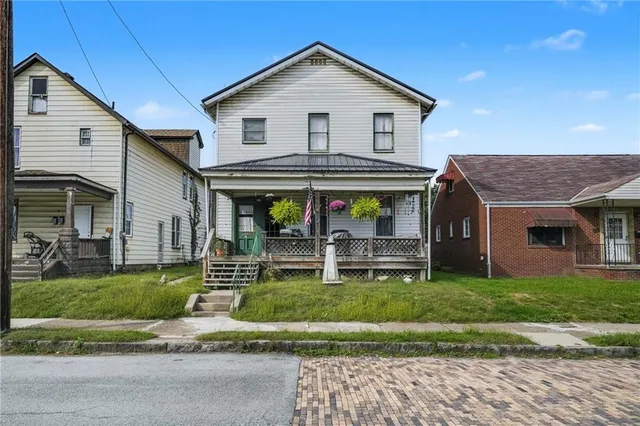 $125,000 | 215 5th Avenue, New Kensington, PA 15068