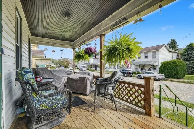 $115,000 | 215 5th Avenue, New Kensington, PA 15068