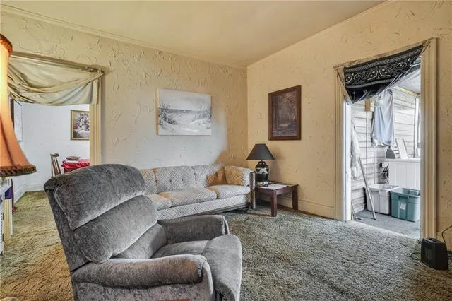 $115,000 | 215 5th Avenue, New Kensington, PA 15068