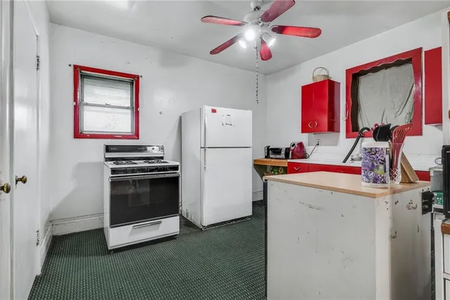 $115,000 | 215 5th Avenue, New Kensington, PA 15068