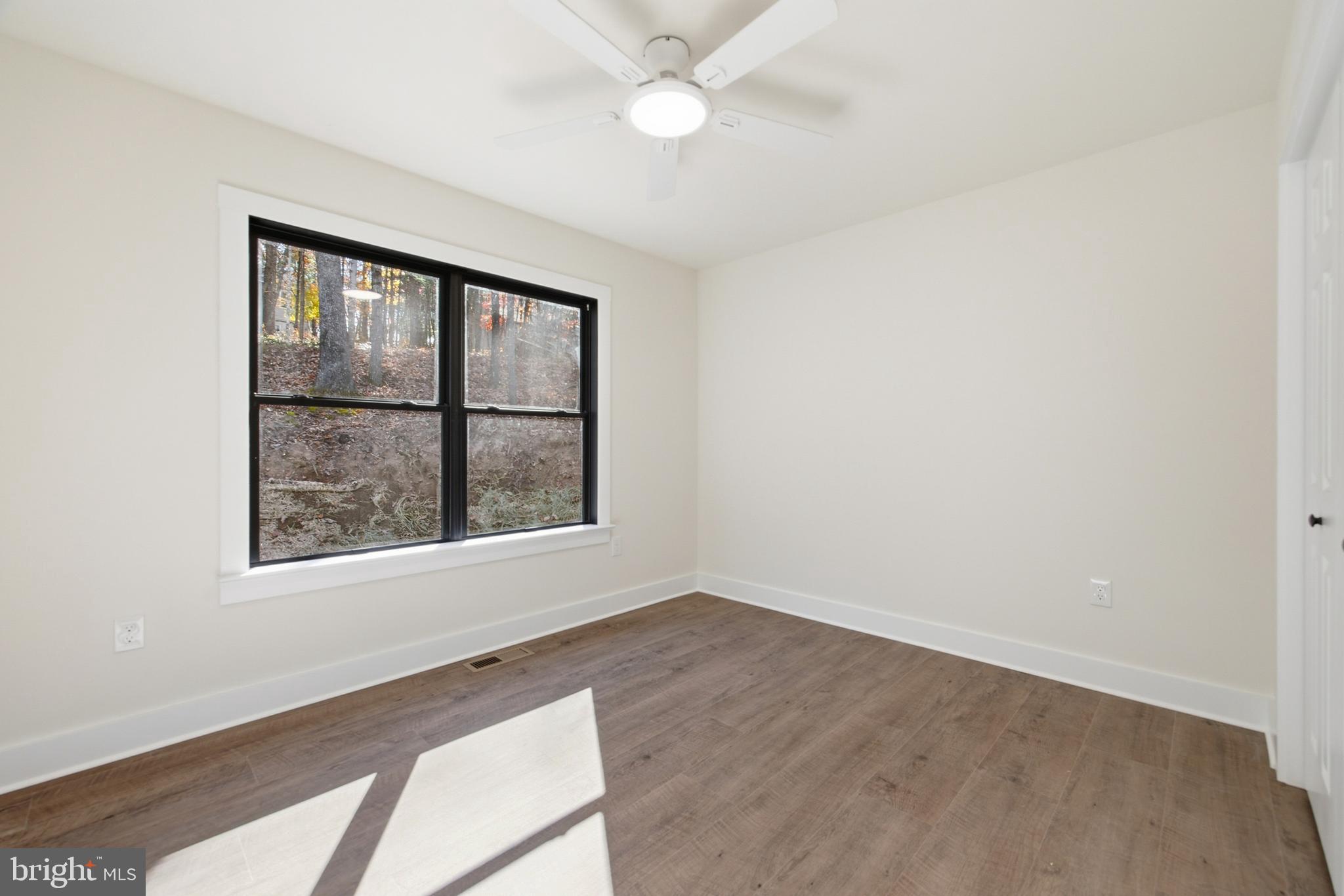 125 Crabapple Road Mount Jackson, VA 22842 - Photo 27 of 51 an empty room with a window