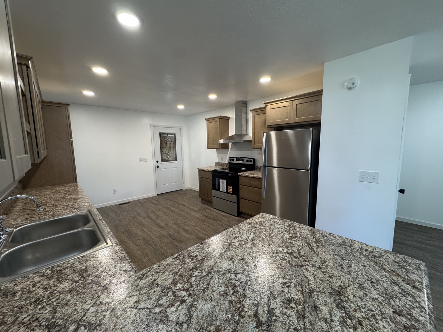 750 West 3rd Street Flora, IL 62839 - Photo 13 of 37