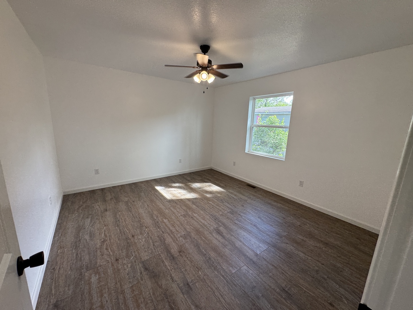 750 West 3rd Street Flora, IL 62839 - Photo 21 of 37