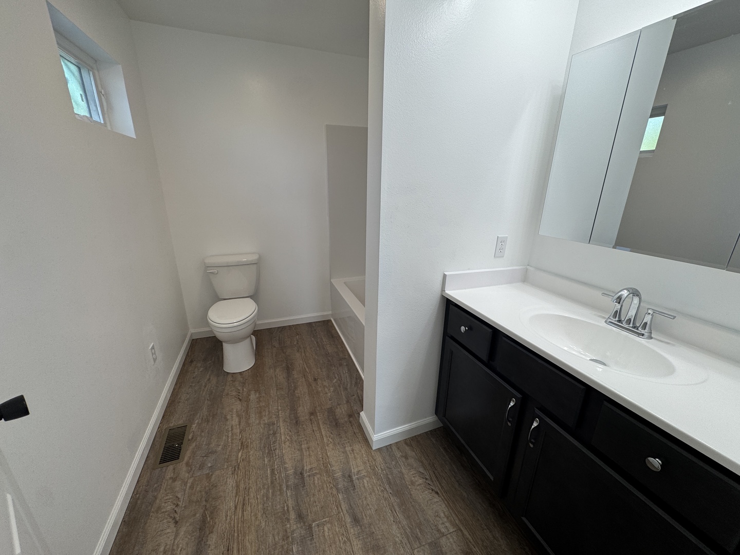 750 West 3rd Street Flora, IL 62839 - Photo 25 of 37