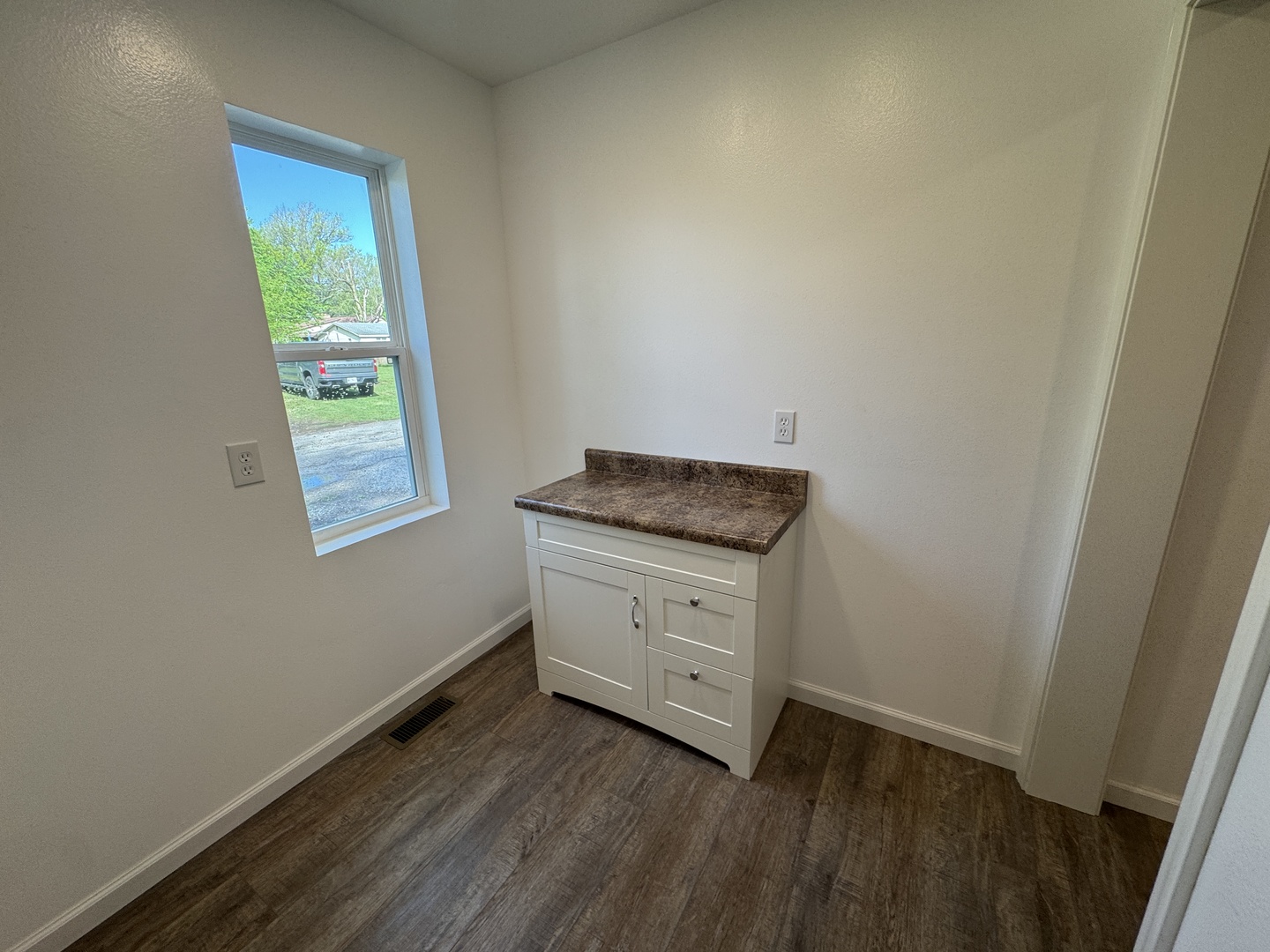 750 West 3rd Street Flora, IL 62839 - Photo 29 of 37