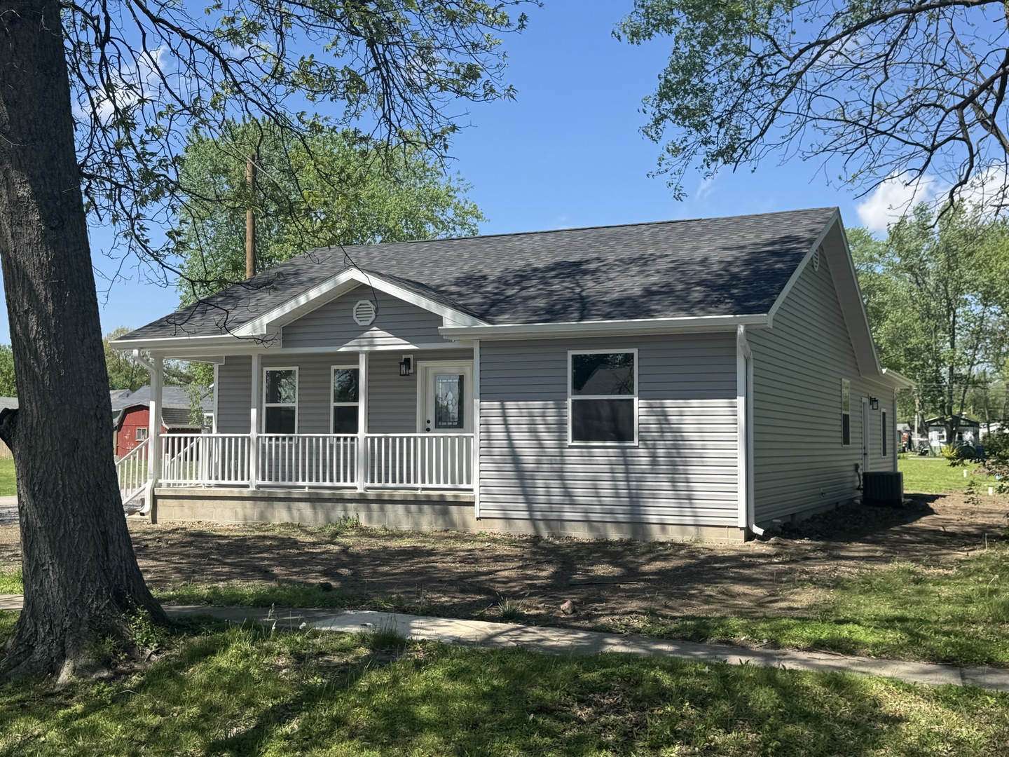 750 West 3rd Street Flora, IL 62839 - Photo 33 of 37