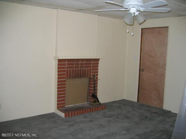 1909 Layton Road Jacksonville, FL 32211 - Photo 3 of 5 FAMILY ROOM
