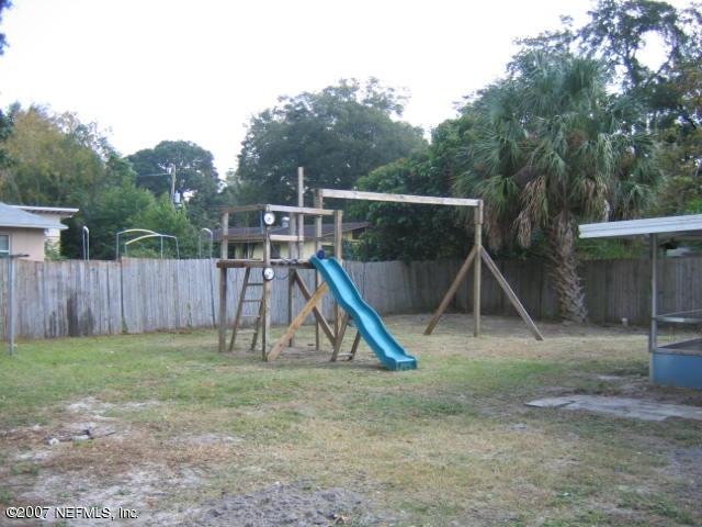 1909 Layton Road Jacksonville, FL 32211 - Photo 4 of 5 BACK YARD