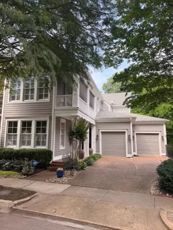 $679,000 | 170 Harbor Isle Circle North, Memphis, TN 38103