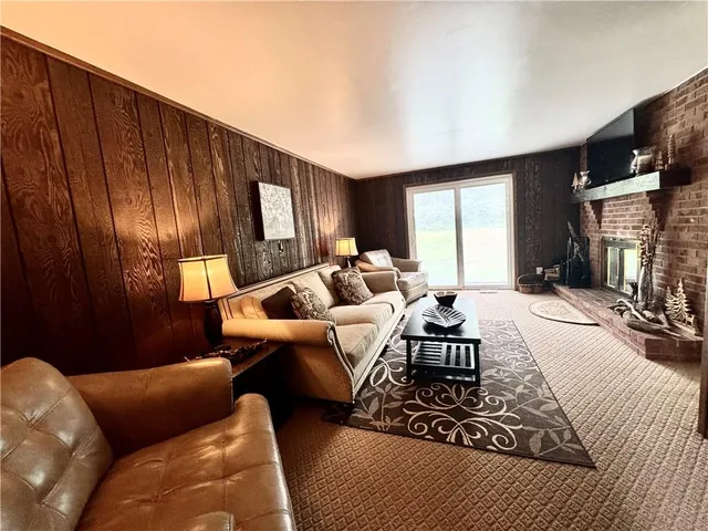 $299,900 | 2935 Glenda Drive, New Castle, PA 16101