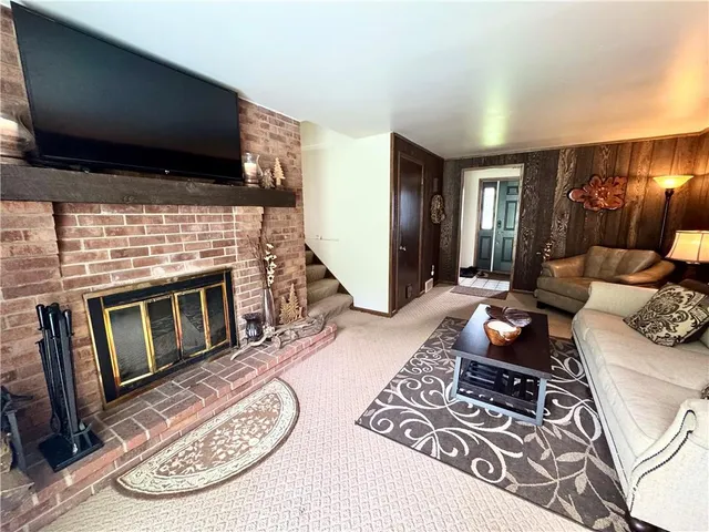 $299,900 | 2935 Glenda Drive, New Castle, PA 16101