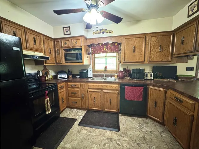 $299,900 | 2935 Glenda Drive, New Castle, PA 16101