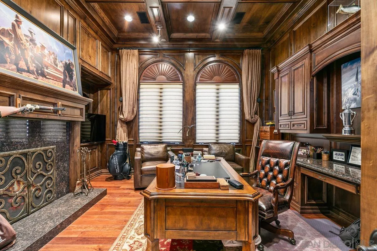 6934 St Andrews Road Rancho Santa Fe, CA 92067 - Photo 32 of 49 a room with musical instruments