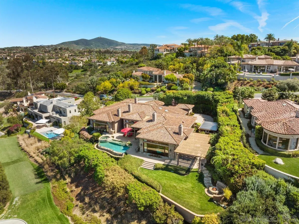6934 St Andrews Road Rancho Santa Fe, CA 92067 - Photo 47 of 49 a view of a city