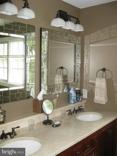 1606 Calvert Road Chester, MD 21619 - Photo 26 of 30 Bath (Master)