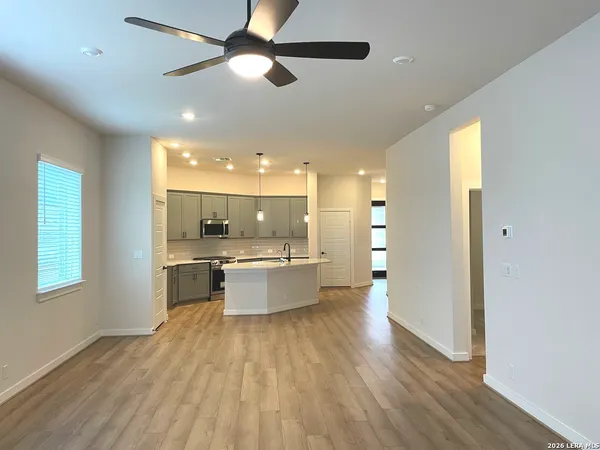 $2,650 | 116 Radnor Road, New Braunfels, TX 78130