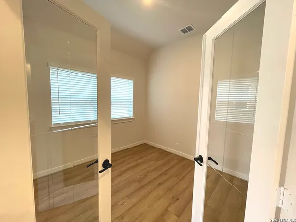 $2,650 | 116 Radnor Road, New Braunfels, TX 78130