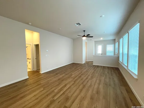 $2,650 | 116 Radnor Road, New Braunfels, TX 78130