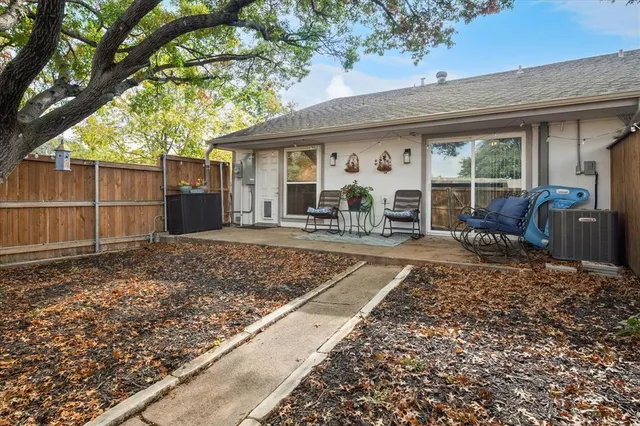 $279,000 | 13641 Flagstone Lane, Dallas, TX 75240