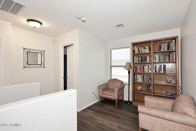 $450,000 | 3327 West Leodra Lane, Phoenix, AZ 85041