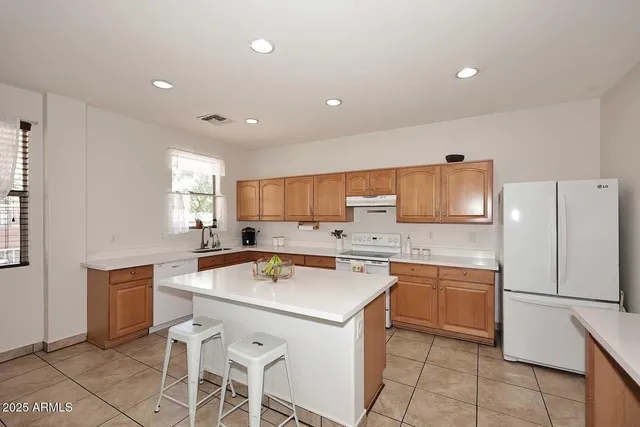 $450,000 | 3327 West Leodra Lane, Phoenix, AZ 85041