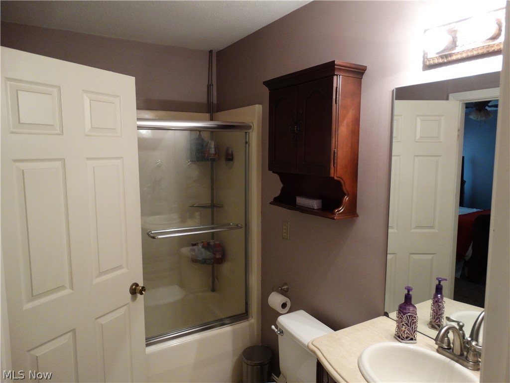 1784 Sandgate Road Madison, OH 44057 - Photo 14 of 27