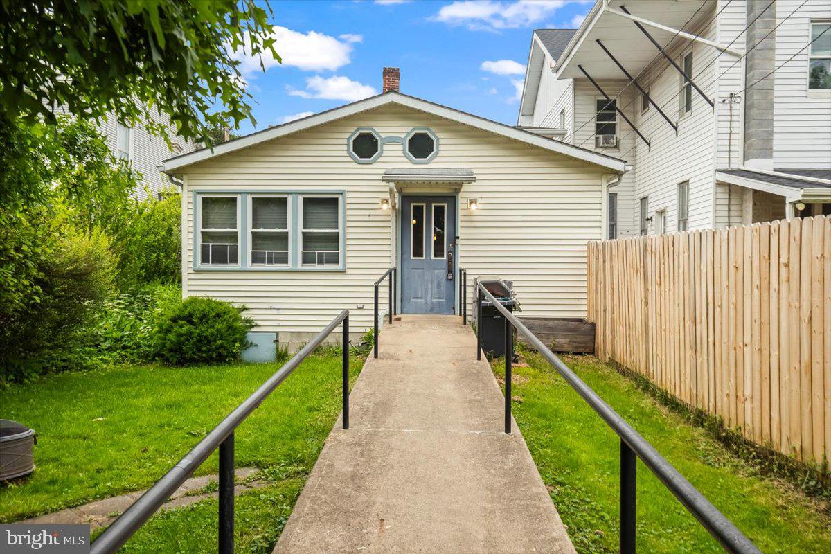 217 Market Street Halifax, PA 17032 - Photo 2 of 35 a front view of a house with yard